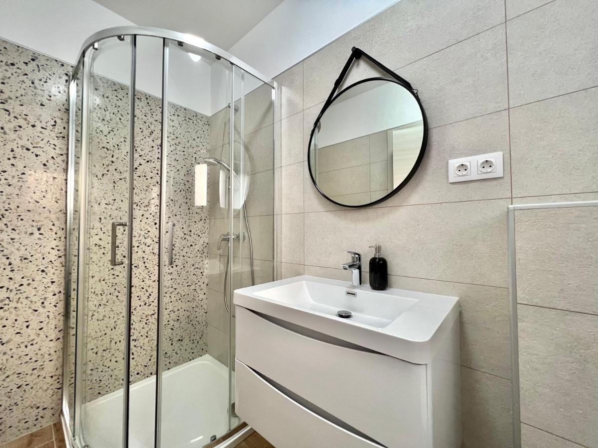 Fantasia Del Mare Apartment And Rooms Dramalj Kültér fotó