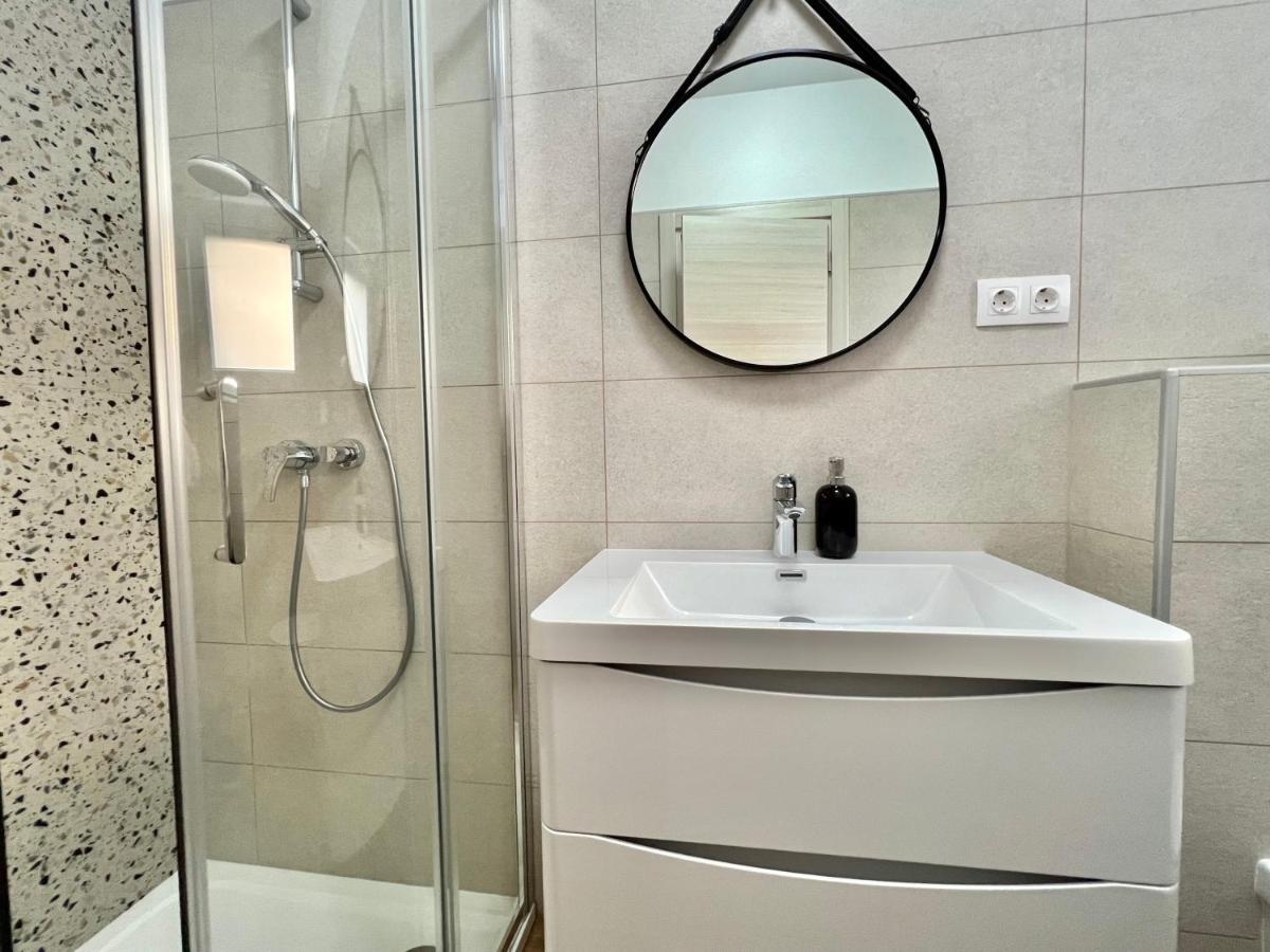 Fantasia Del Mare Apartment And Rooms Dramalj Kültér fotó