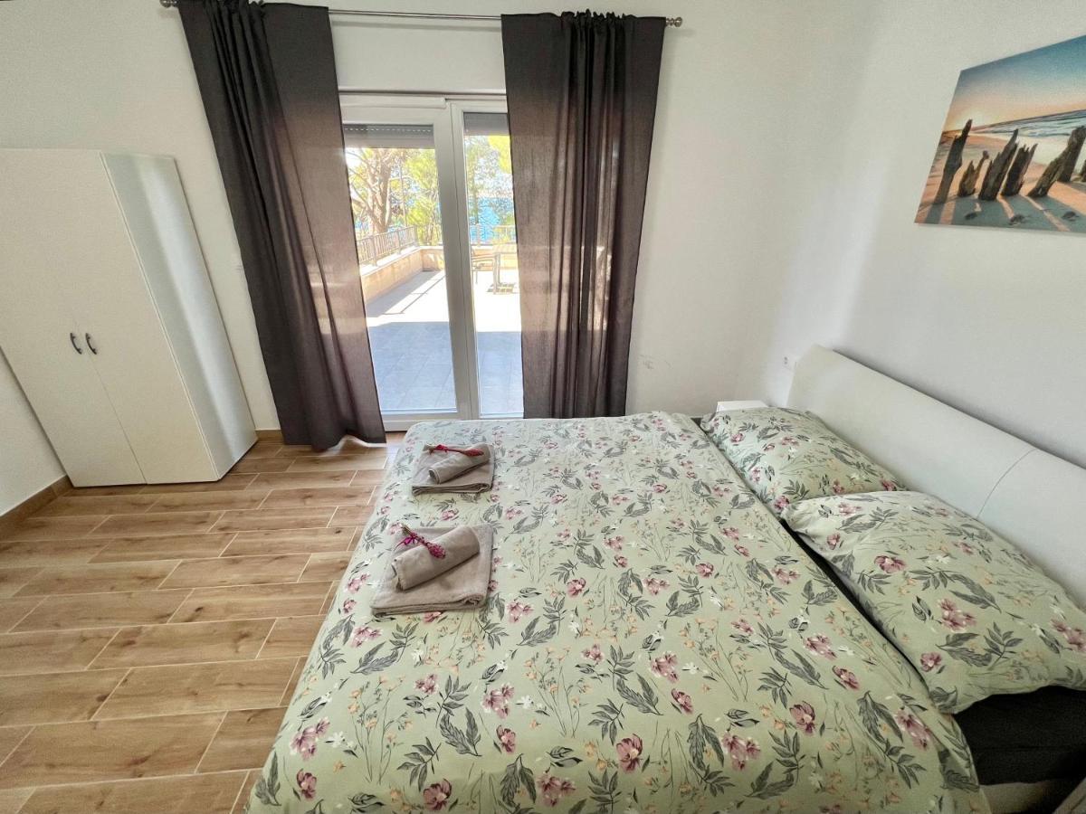 Fantasia Del Mare Apartment And Rooms Dramalj Kültér fotó