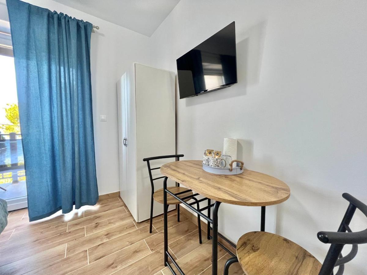 Fantasia Del Mare Apartment And Rooms Dramalj Kültér fotó