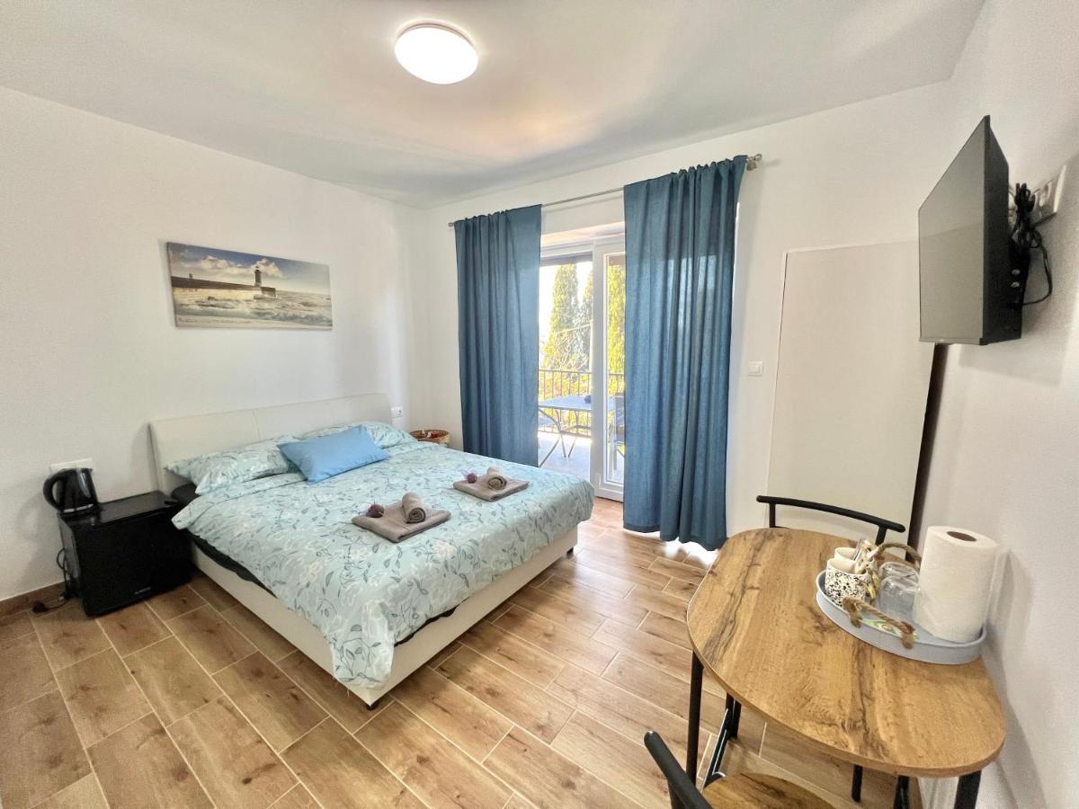 Fantasia Del Mare Apartment And Rooms Dramalj Kültér fotó